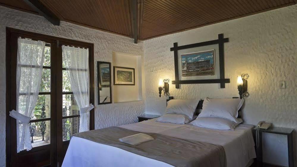 Hotel Britannia Penedo  Extérieur photo